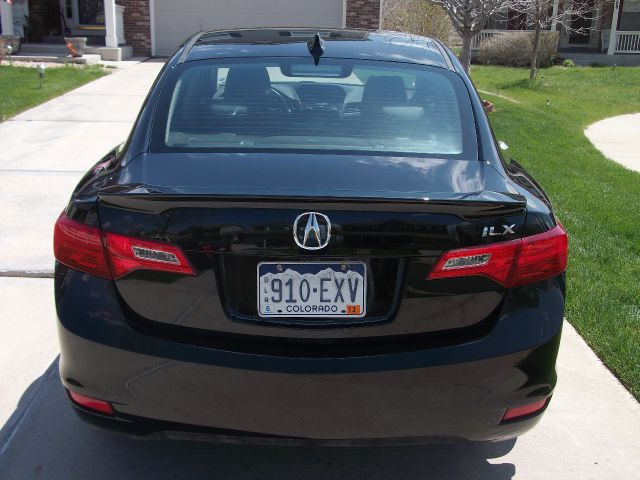 2013 Acura ILX 2dr 3.8L Auto Track