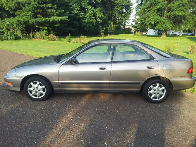 1996 Acura Integra 3.2 Sedan 4dr