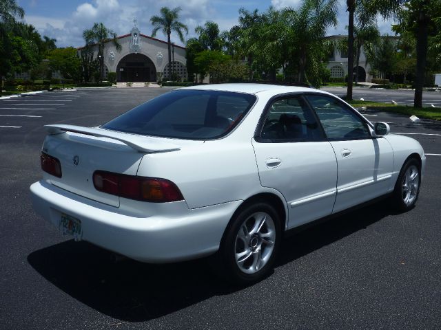 1996 Acura Integra 3.2 Sedan 4dr