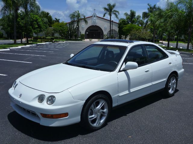 1996 Acura Integra 3.2 Sedan 4dr