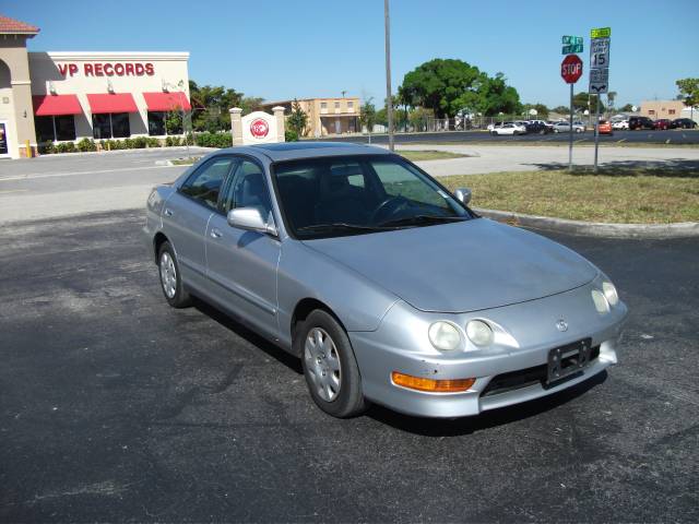 2001 Acura Integra Unknown