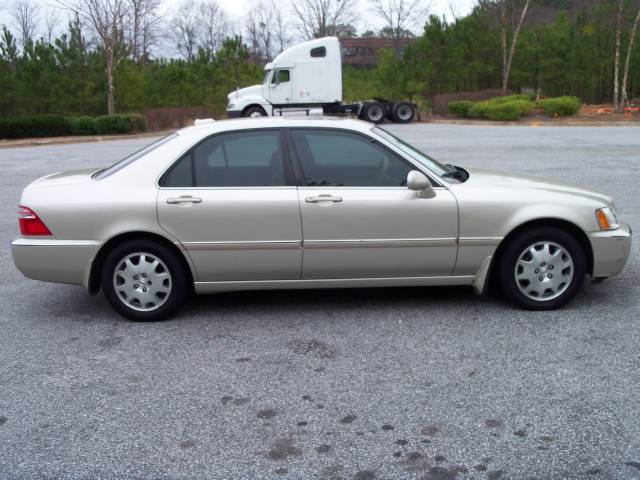 2004 Acura RL LE