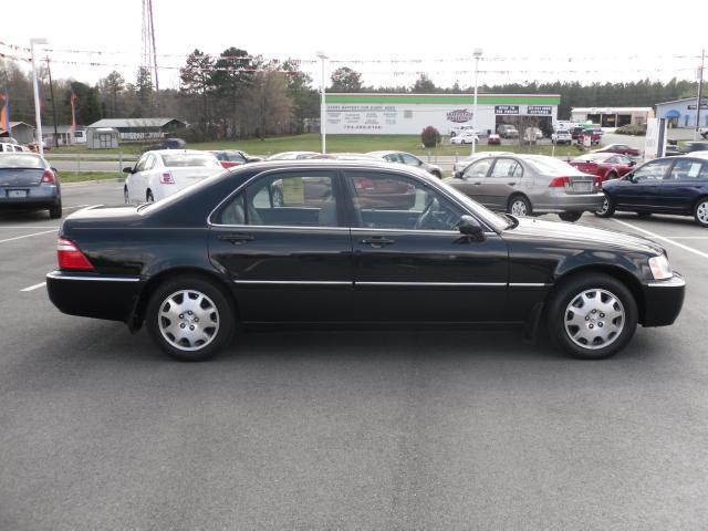 2004 Acura RL 4dr Laredo 4WD 4x4 SUV