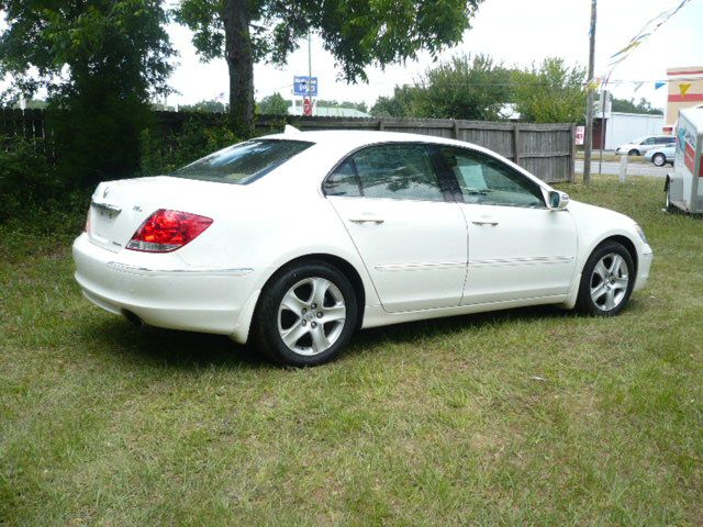 2005 Acura RL 4dr Laredo 4WD 4x4 SUV