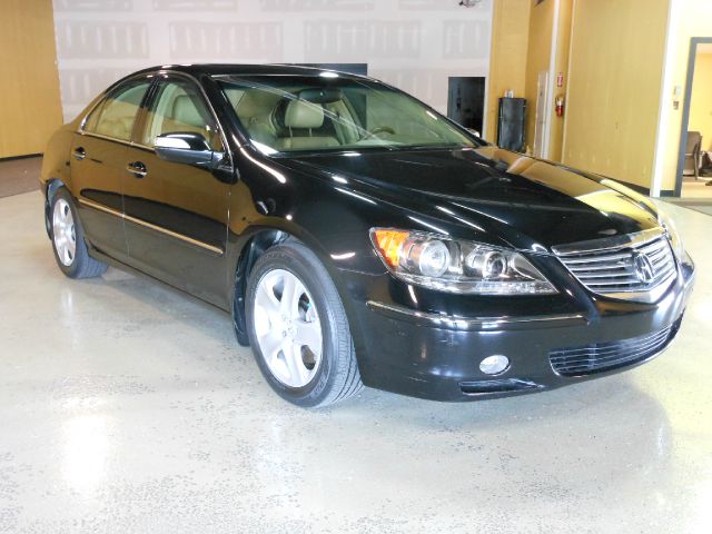 2005 Acura RL 4dr Laredo 4WD 4x4 SUV