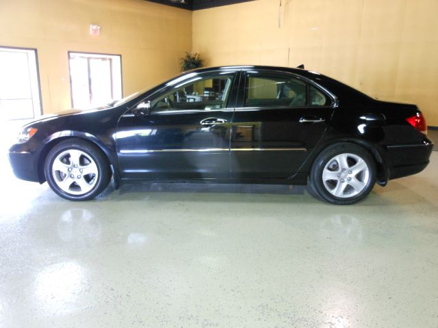 2005 Acura RL 4dr Laredo 4WD 4x4 SUV