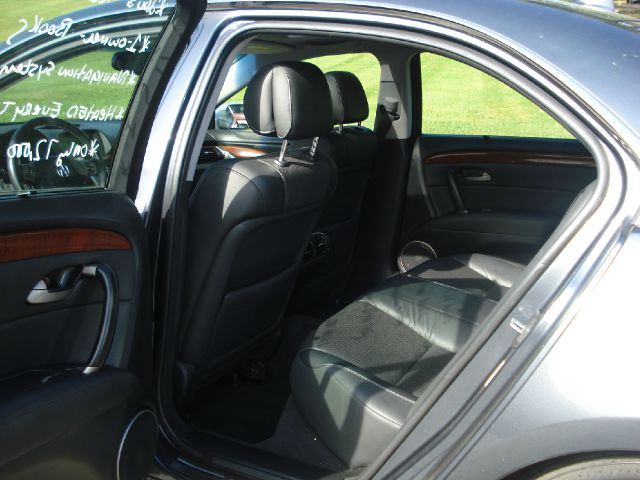 2005 Acura RL SLE Ext. Cab Short Bed 2WD