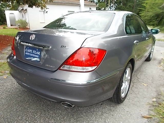 2005 Acura RL 4dr Laredo 4WD 4x4 SUV