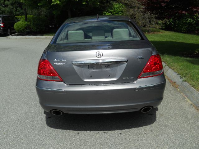 2005 Acura RL 4dr Laredo 4WD 4x4 SUV