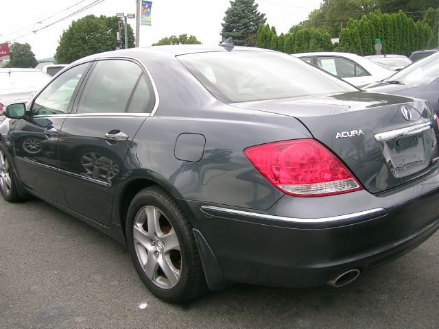 2006 Acura RL Wagon SE