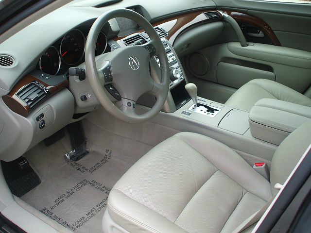 2008 Acura RL Wagon SE