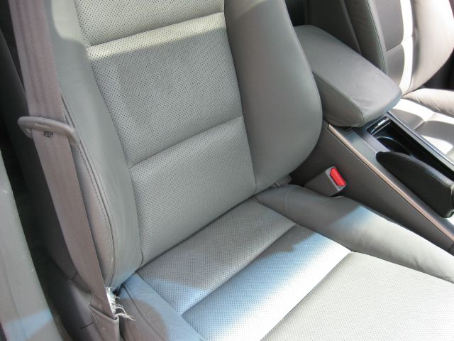 2005 Acura TL Premium Quattro