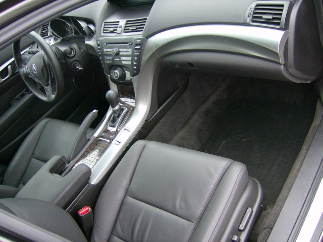 2010 Acura TL Premium Quattro