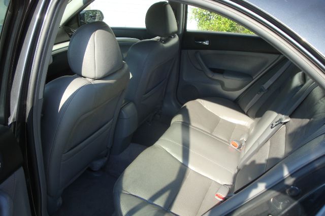 2004 Acura TSX Premium Quattro