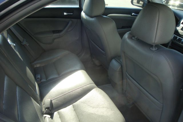 2004 Acura TSX Premium Quattro