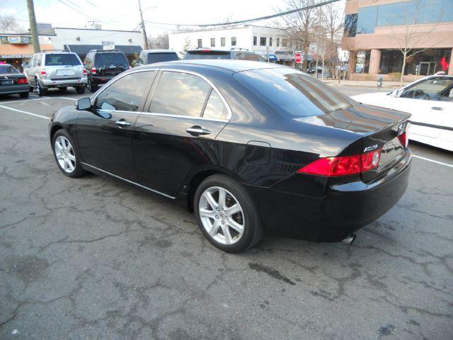 2004 Acura TSX 4dr Sdn I4 SE FWD Sedan