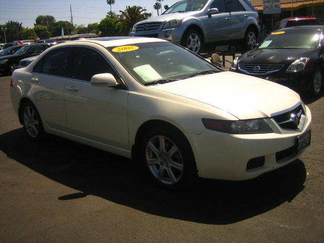 2005 Acura TSX Premium Quattro