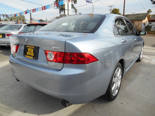 2005 Acura TSX Premium Quattro