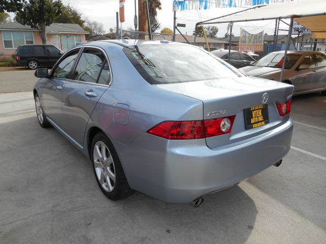 2005 Acura TSX Premium Quattro