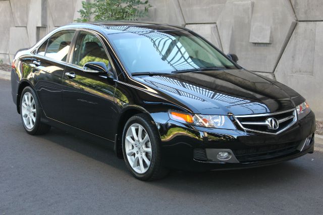 2006 Acura TSX 4 Dr LE V6 Sedan