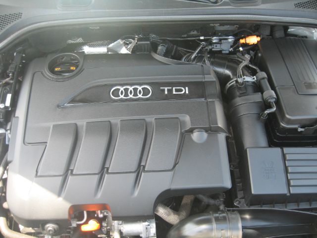 2010 Audi A3 2d Coupe 4.6L