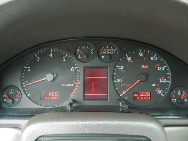 2000 Audi A4 Scion XB