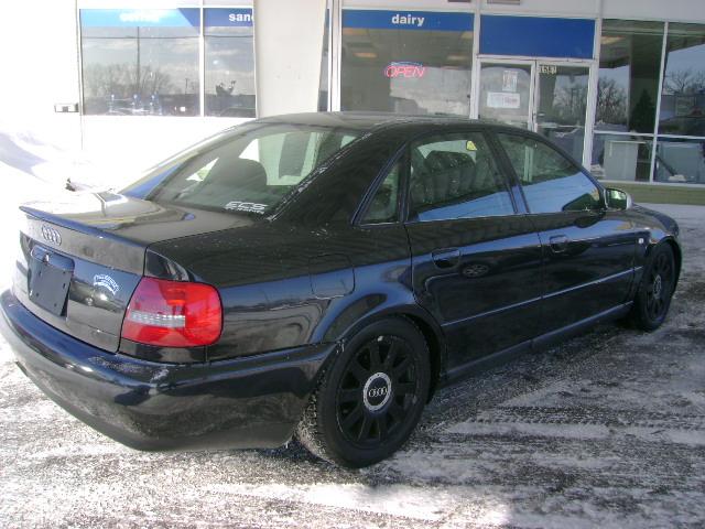 2000 Audi A4 Scion XB