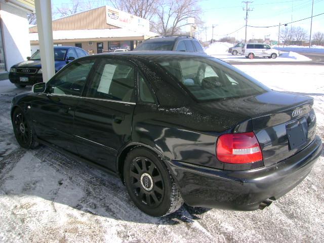 2000 Audi A4 Scion XB