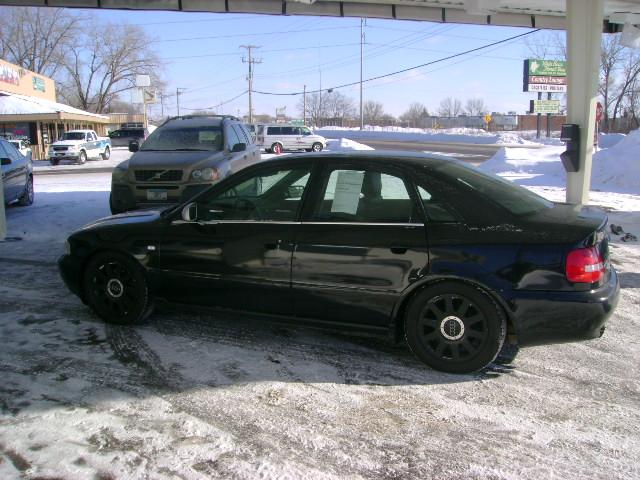 2000 Audi A4 Scion XB