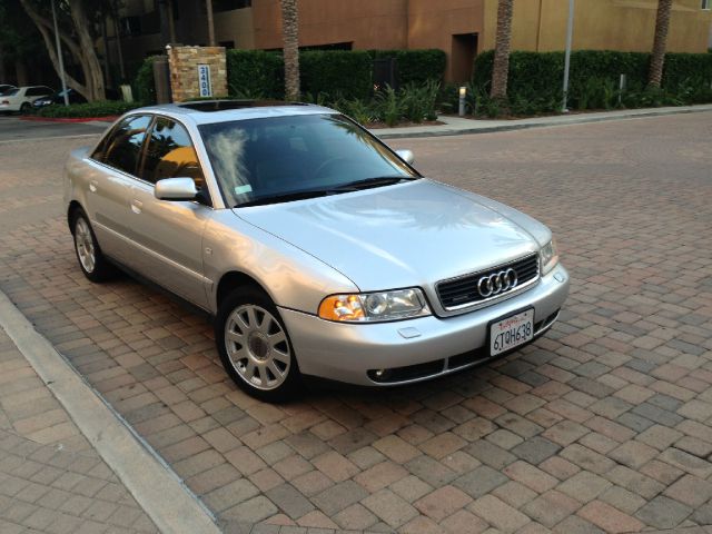 2000 Audi A4 Convenience