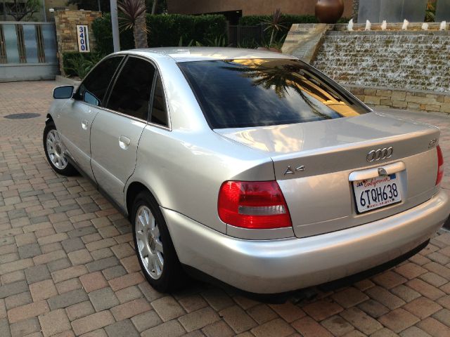 2000 Audi A4 Convenience