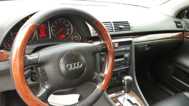 2003 Audi A4 SES 5dr