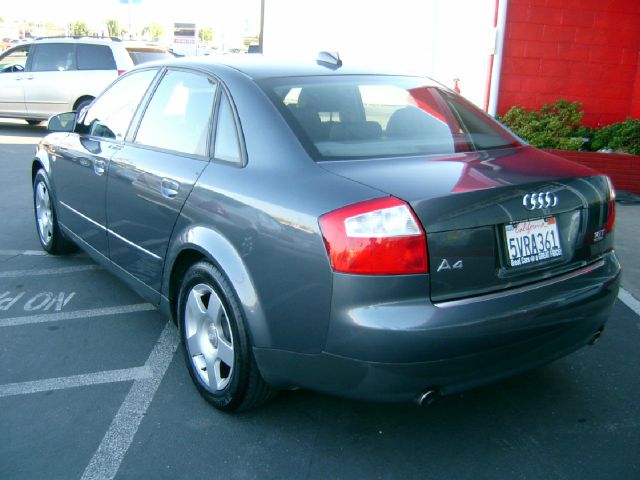 2004 Audi A4 EXT CAB