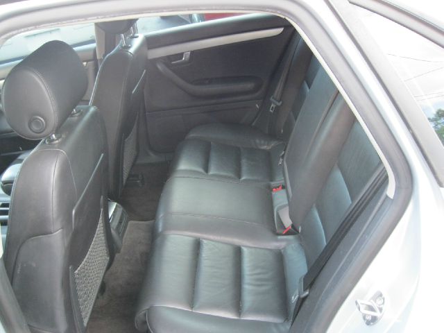 2004 Audi A4 EXT CAB