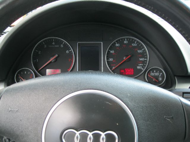 2004 Audi A4 EXT CAB