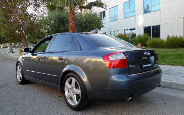 2004 Audi A4 W/T REG CAB