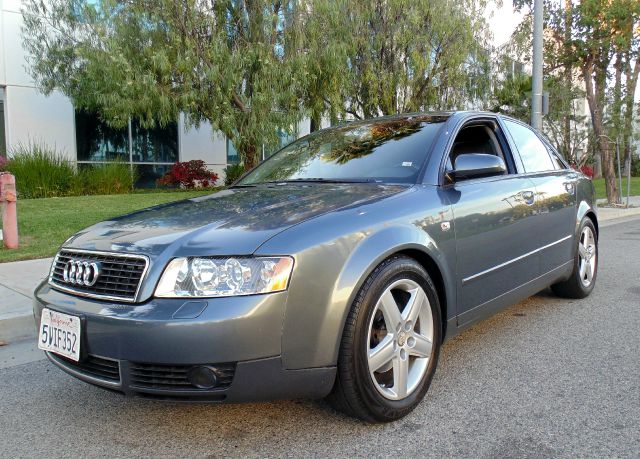 2004 Audi A4 W/T REG CAB