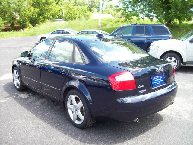 2004 Audi A4 EXT CAB