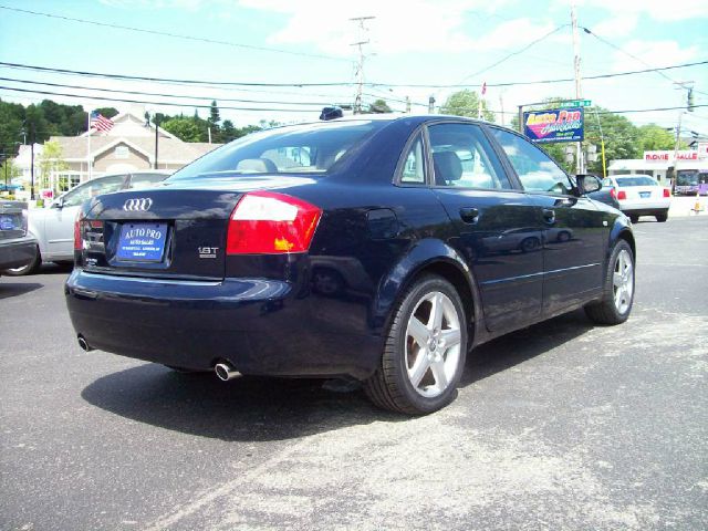 2004 Audi A4 EXT CAB