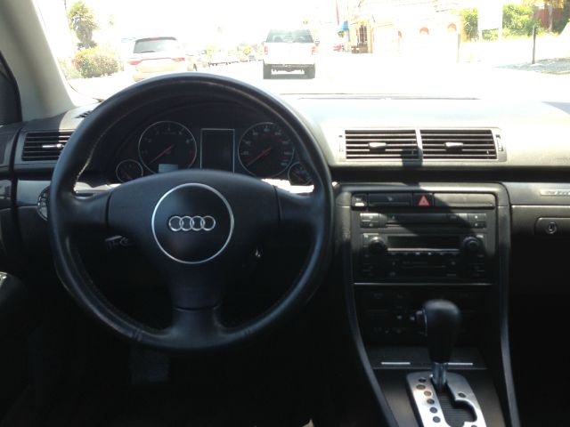 2004 Audi A4 EXT CAB