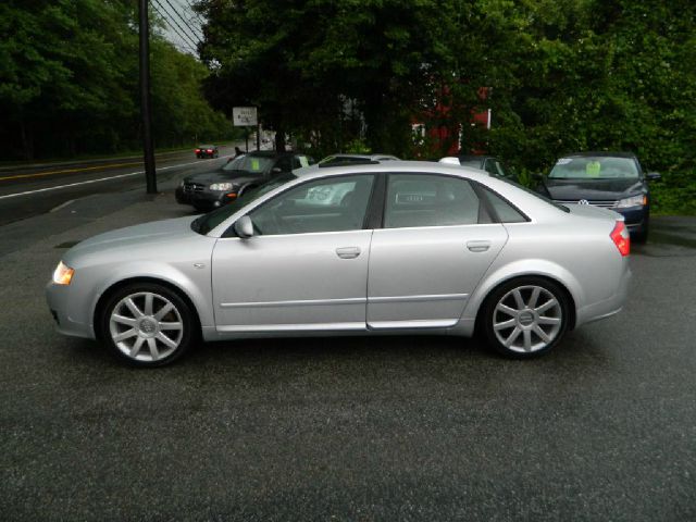 2004 Audi A4 SES 5dr