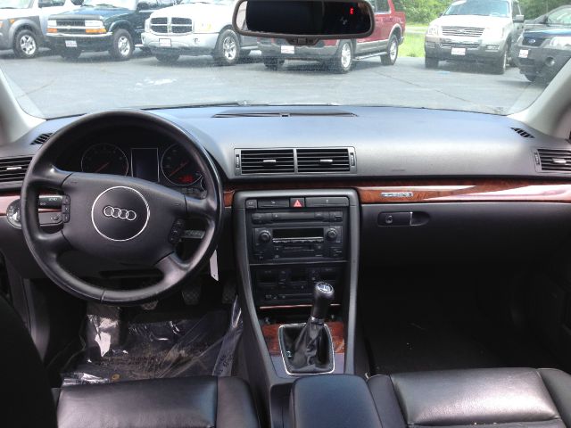 2005 Audi A4 SES 5dr