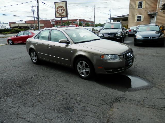 2005 Audi A4 4dr Wgn SEL FWD