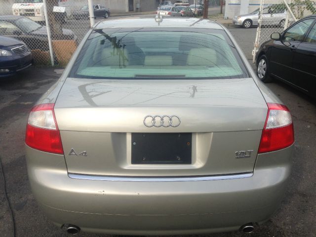 2005 Audi A4 EXT CAB