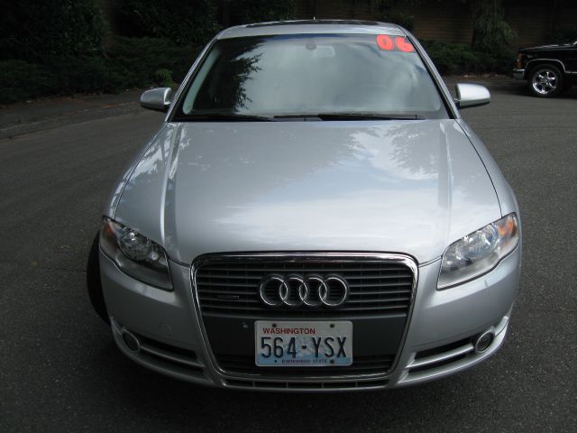 2006 Audi A4 2WD Coupe