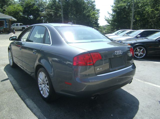 2006 Audi A4 2WD Coupe