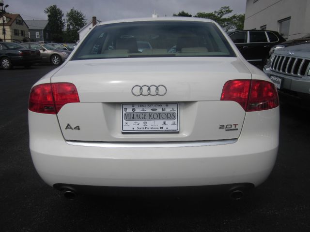 2006 Audi A4 2WD Coupe