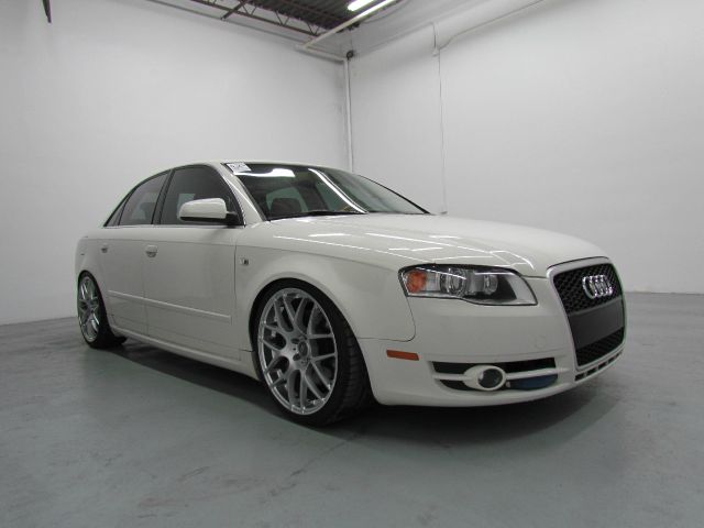 2006 Audi A4 2WD Coupe