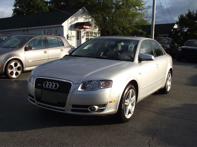 2007 Audi A4 2WD Coupe