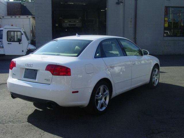 2007 Audi A4 2WD Coupe